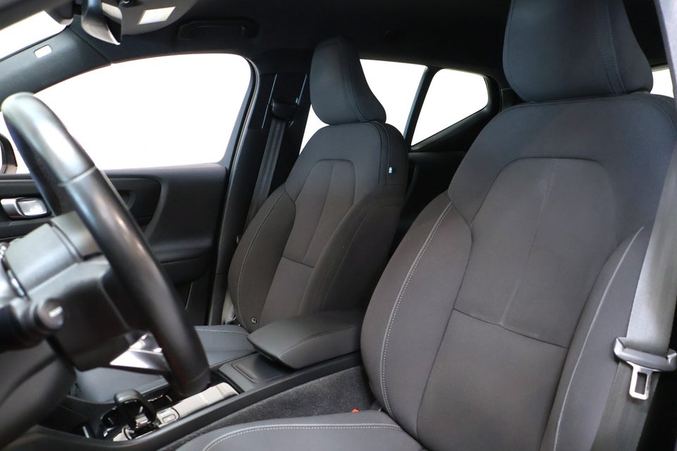 Volvo XC40 P6 ReCharge Core 5d