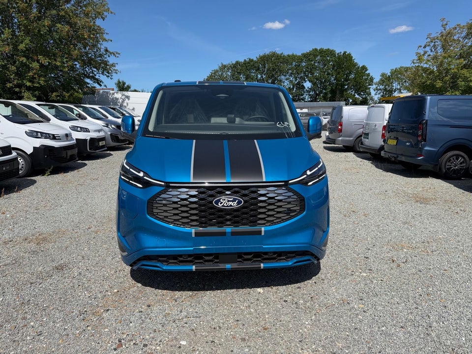 Ford E-Transit Custom 320 L1 71 Sport