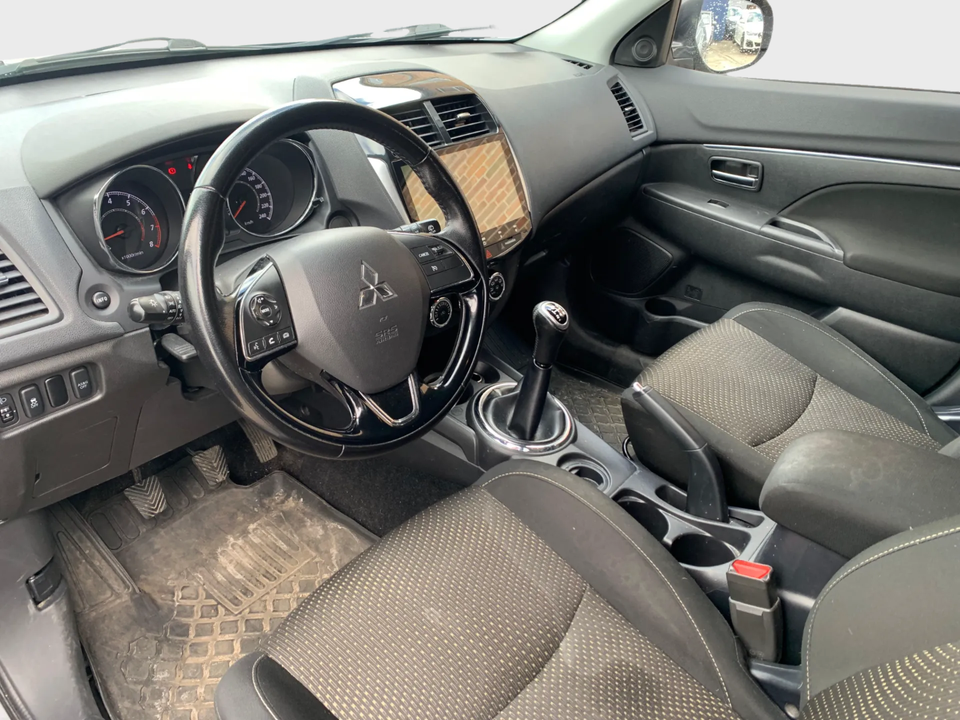 Mitsubishi ASX 1,6 Intense 5d