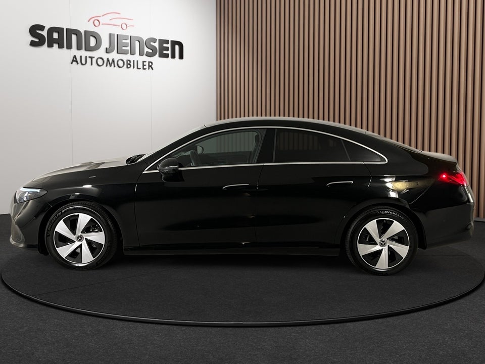Mercedes CLA350 EQ Progressive 4Matic 4d