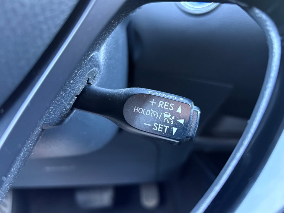 Toyota C-HR 1,8 Hybrid C-LUB CVT 5d