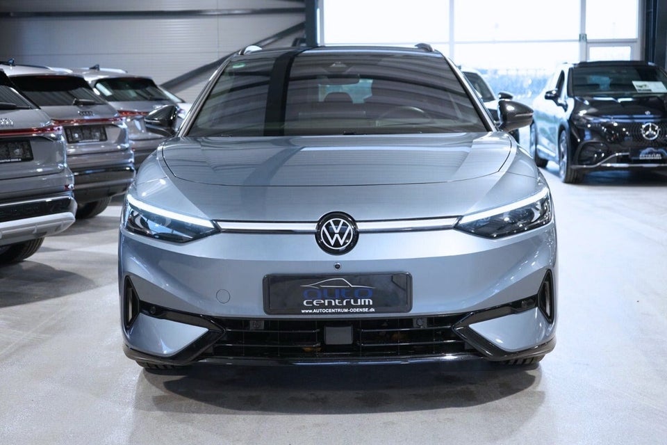 VW ID.7 77 Style Tourer 5d