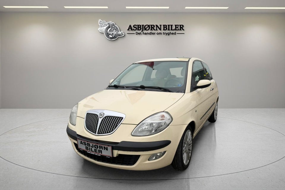 Lancia Ypsilon 1,4 16V 3d