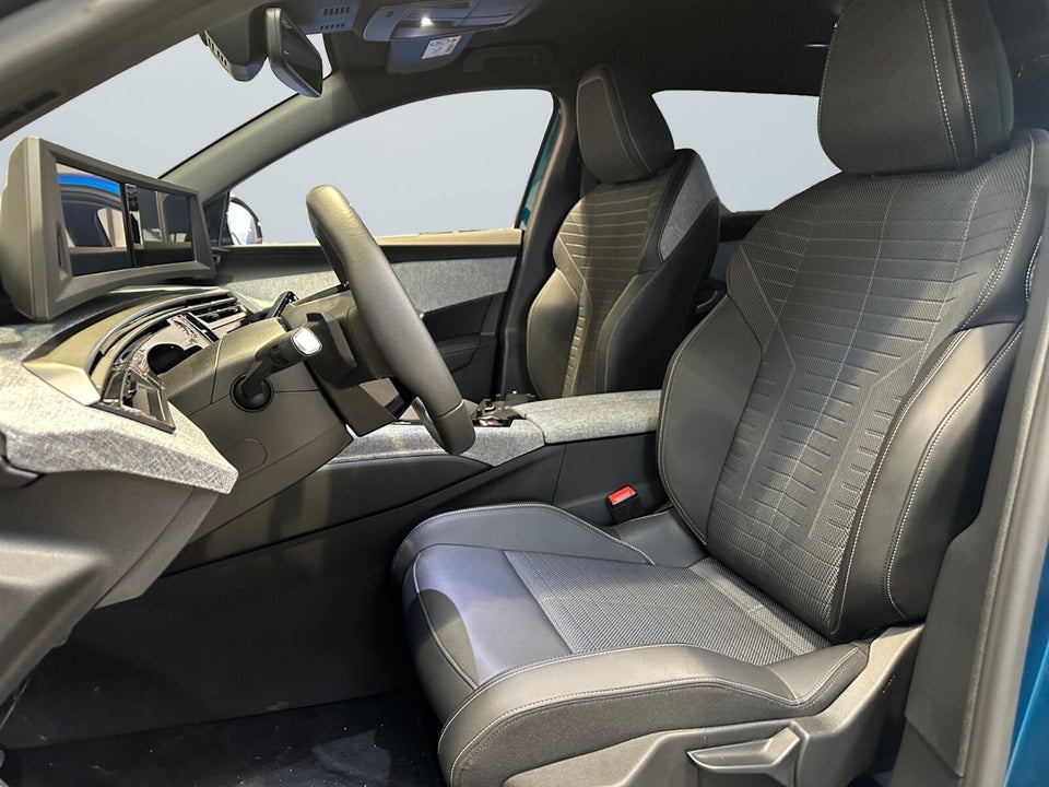 Peugeot e-5008 77 Allure Pack 7prs 5d