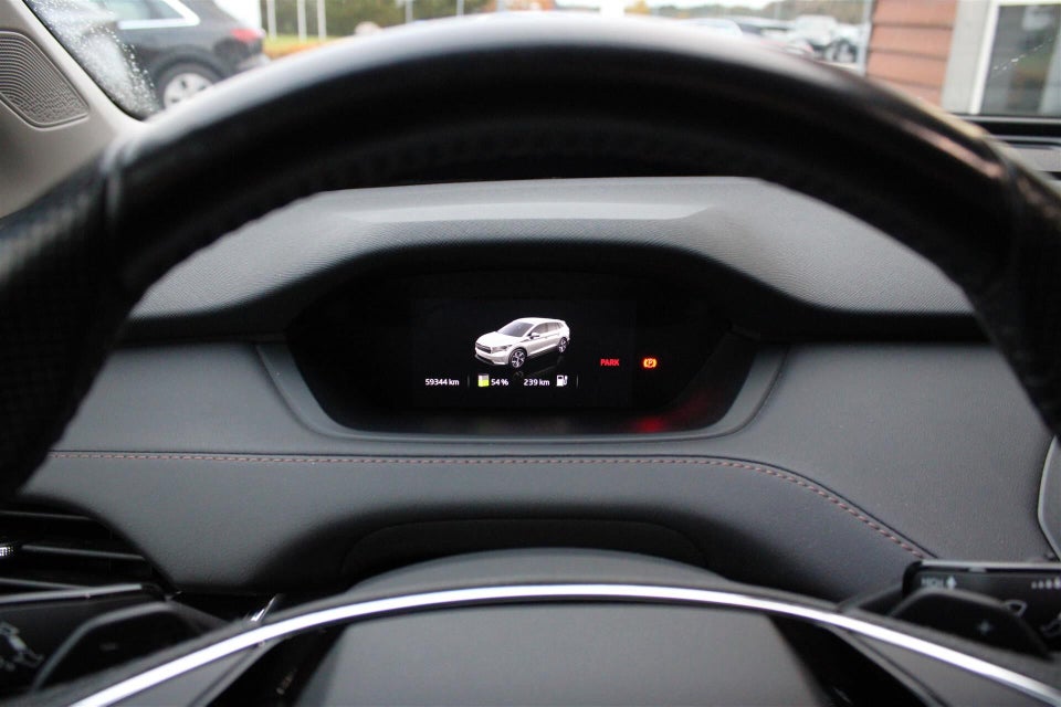 Skoda Enyaq 80 iV Suite 5d