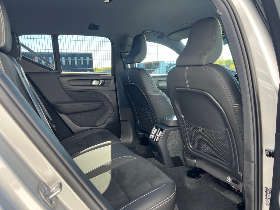 Volvo XC40 P6 ReCharge Plus 5d