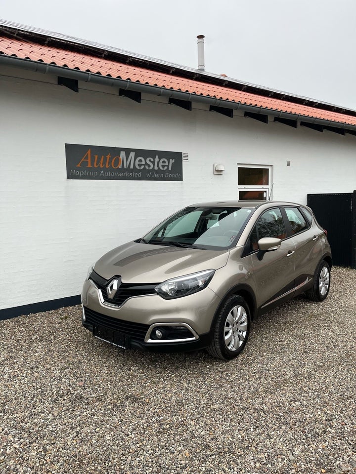 Renault Captur 0,9 TCe 90 Expression 5d