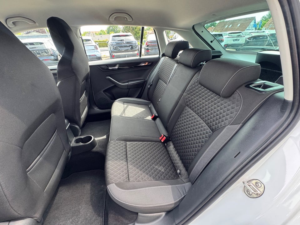 Skoda Rapid 1,0 TSi 95 Ambition 5d