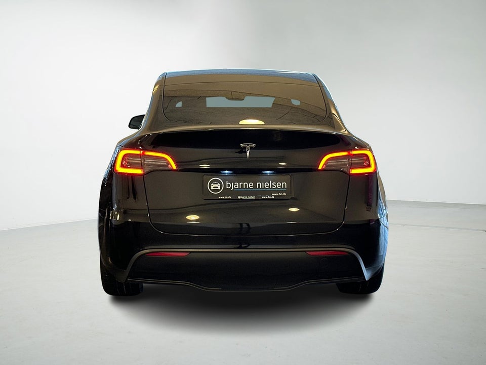 Tesla Model Y RWD 5d