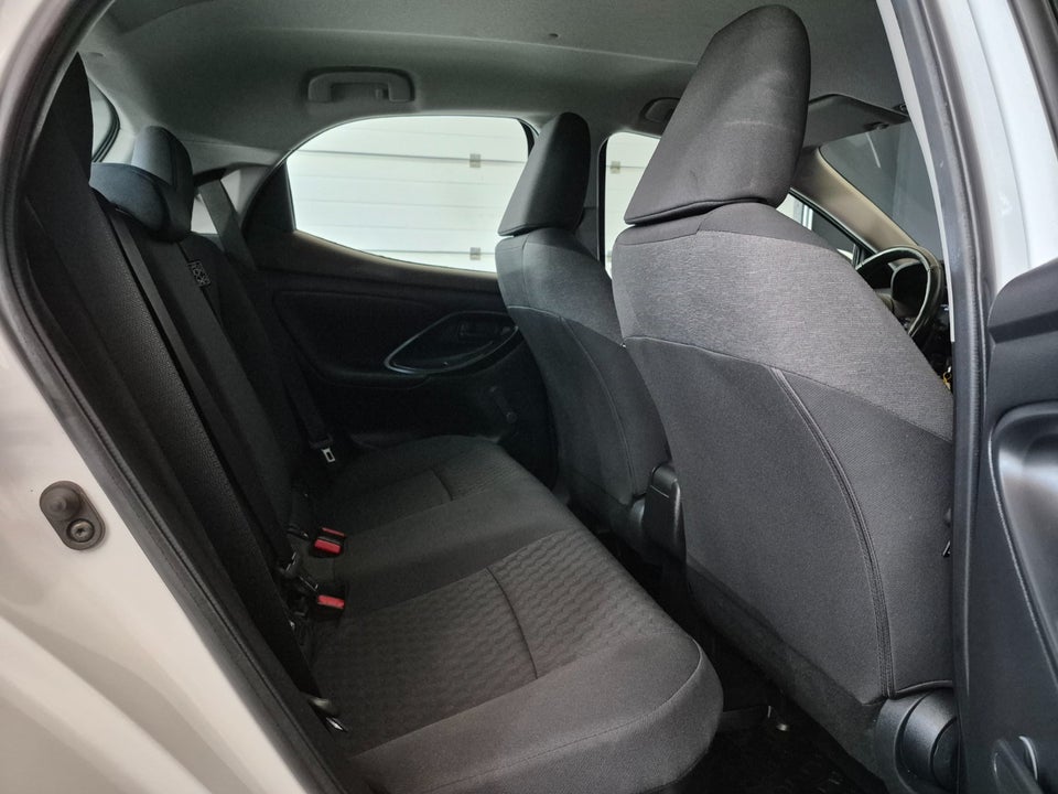 Toyota Yaris 1,5 Hybrid H3 e-CVT 5d