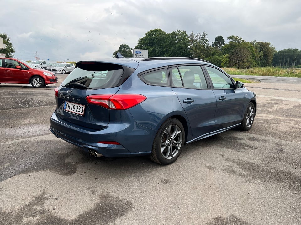 Ford Focus 1,0 EcoBoost ST-Line stc. 5d
