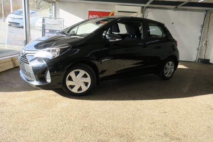 Toyota Yaris 1,0 VVT-i T1 3d
