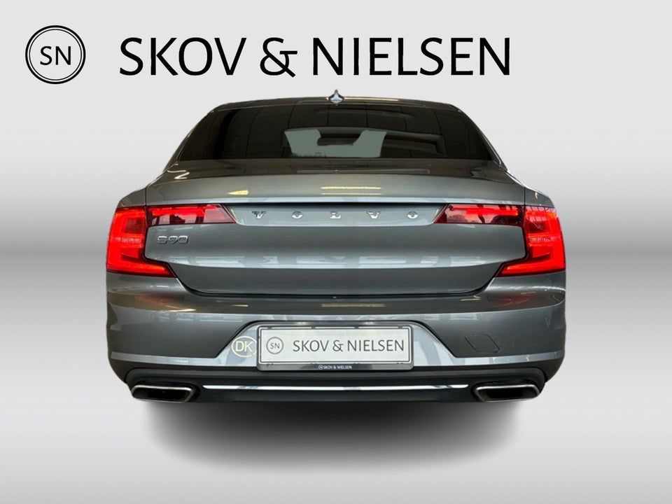 Volvo S90 2,0 D4 190 Momentum aut. 4d