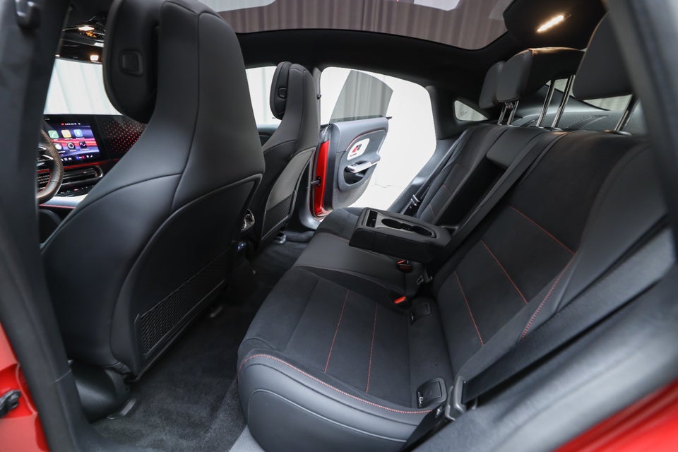 Mercedes CLA250+ electric AMG Premium 4d