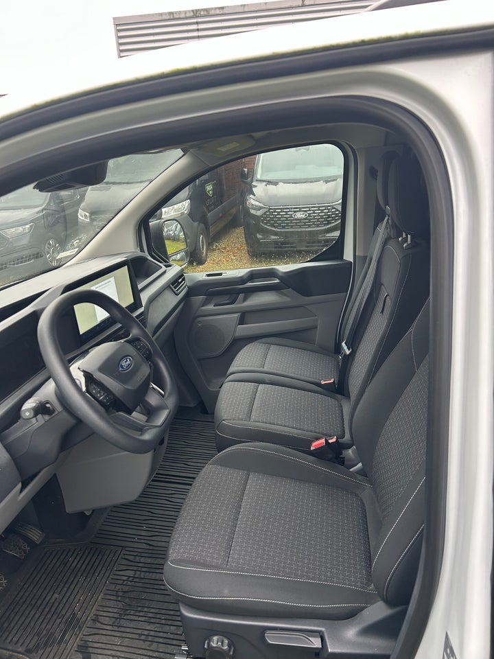 Ford Transit Custom 320L 2,0 EcoBlue Trend