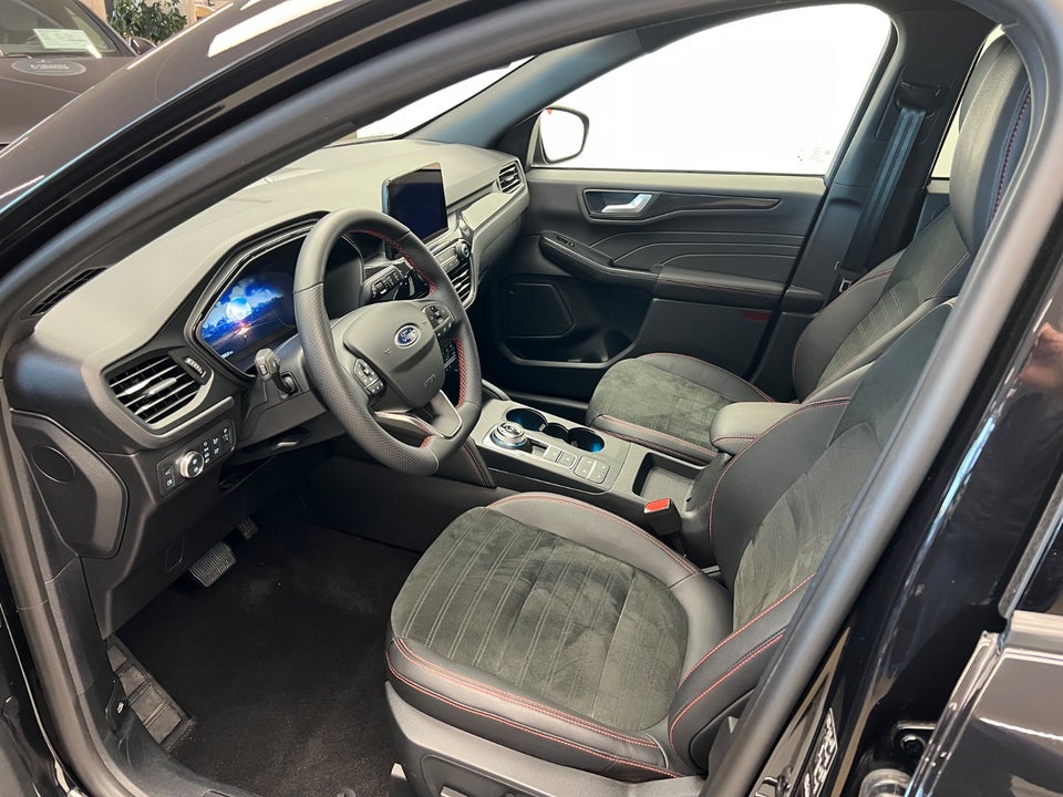 Ford Kuga 2,5 PHEV ST-Line X CVT 5d