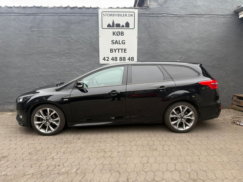 Ford Focus 1,0 SCTi 125 ST-Line stc. 5d