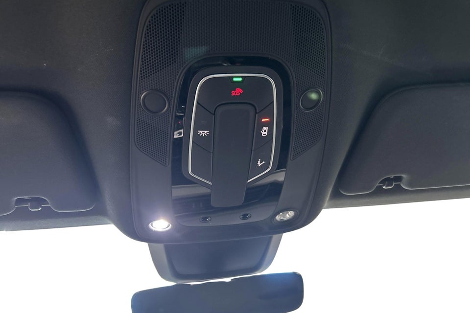 Audi Q8 e-tron 55 S-line quattro 5d