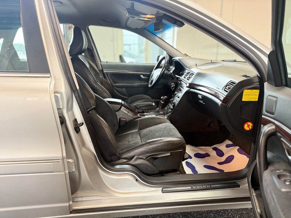 Volvo S80 2,4 aut. 4d