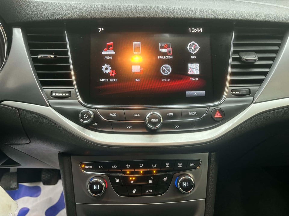 Opel Astra 1,6 CDTi 136 Enjoy 5d