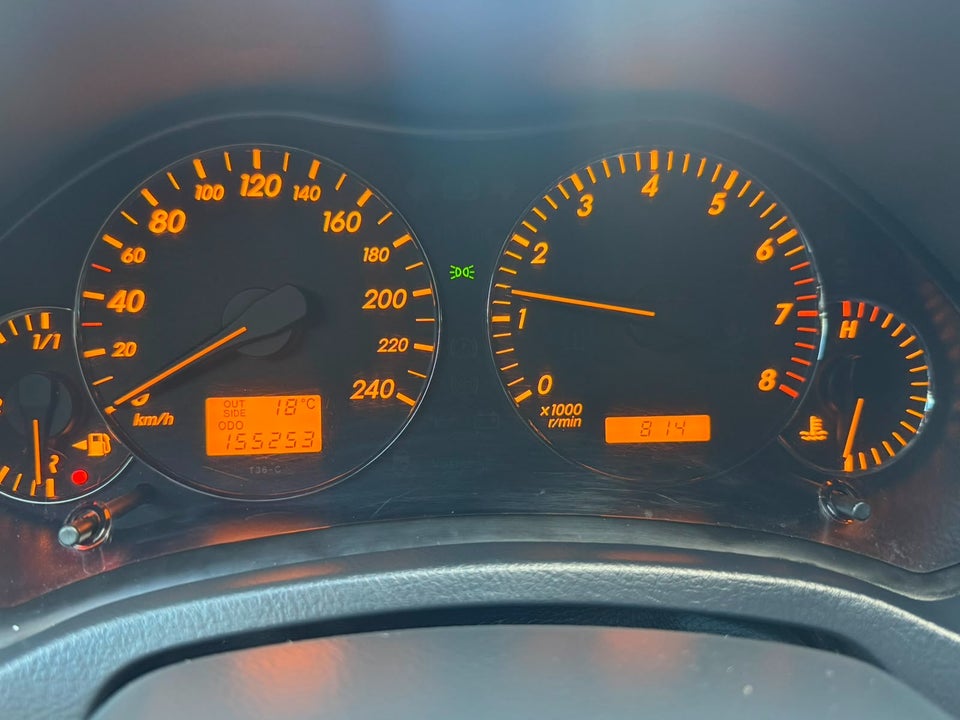Toyota Avensis 2,0 Sol 5d