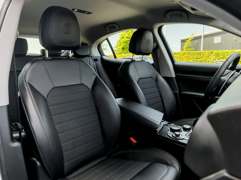 Alfa Romeo Stelvio 2,0 T 200 Edizione aut. Q4 5d