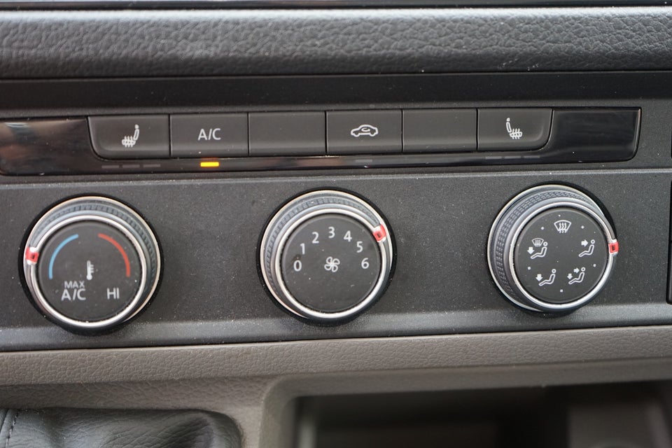 VW Crafter 35 2,0 TDi 177 Kassevogn L3H3