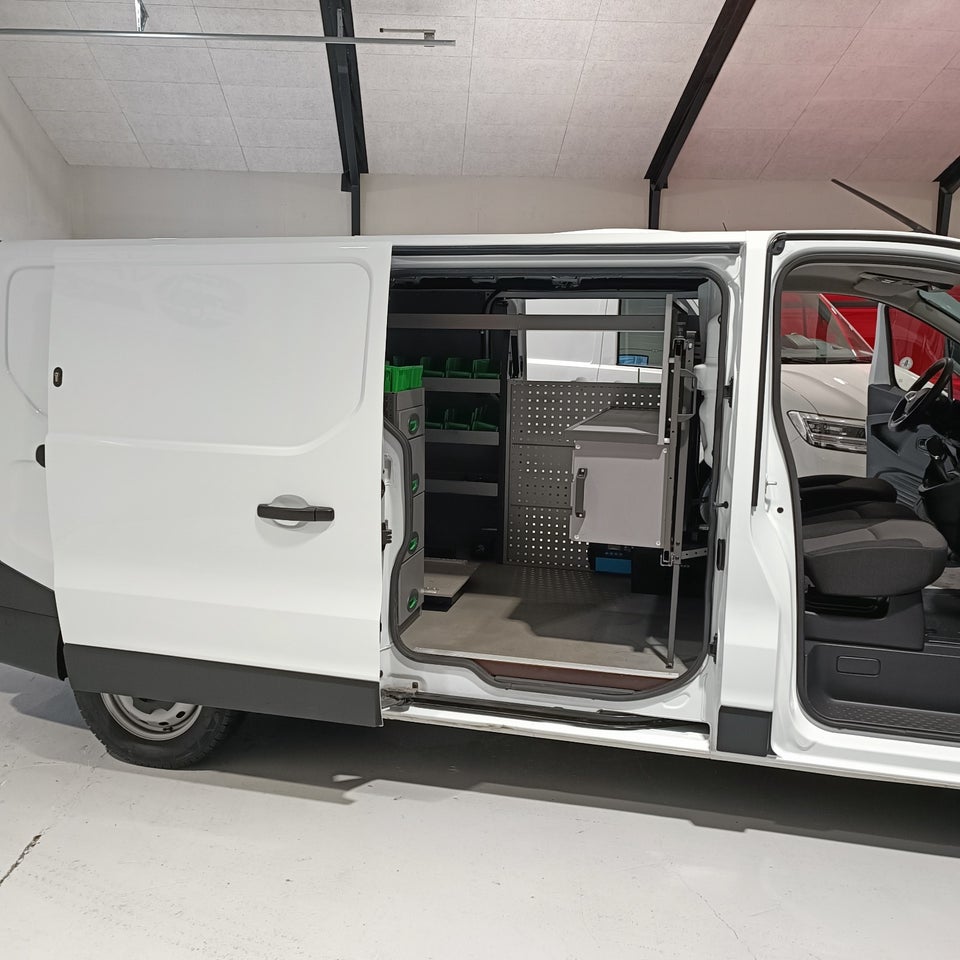 Renault Trafic 2,0 dCi 150 L2H1 Tekno EDC