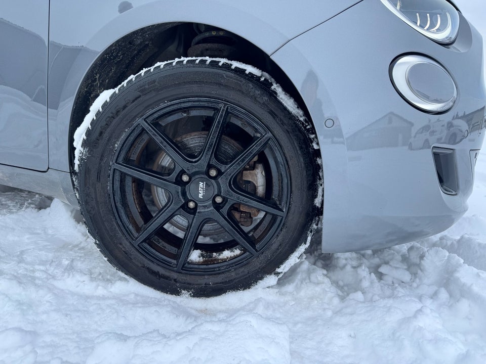 Fiat 500e 42 Icon 3d