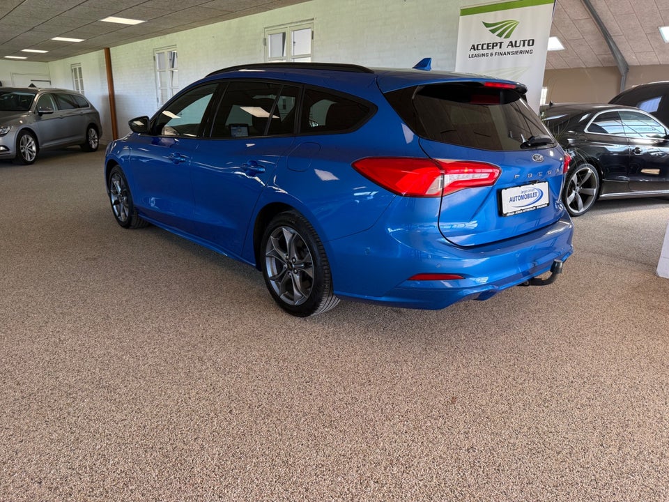 Ford Focus 1,5 EcoBlue ST-Line Business stc. 5d
