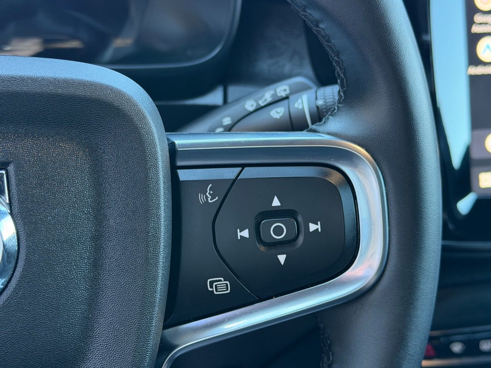 Volvo XC40 ReCharge Core 5d