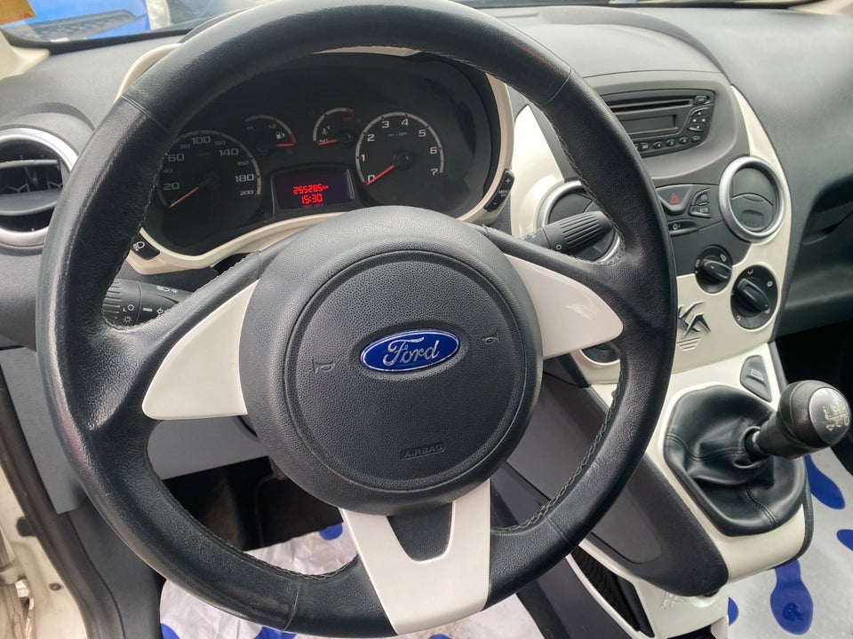 Ford Ka 1,2 Titanium 3d