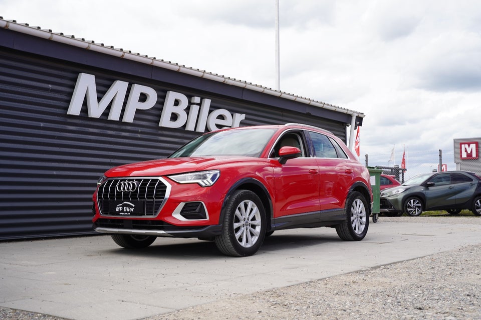 Audi Q3 35 TFSi Advanced Prestige S-tr. 5d