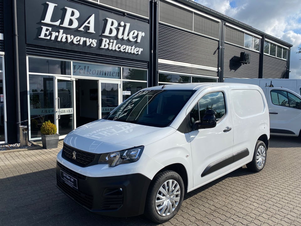 Peugeot Partner 1,5 BlueHDi 130 L1V1 Plus EAT8 Van
