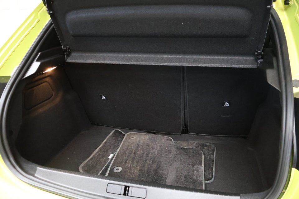 Peugeot e-208 54 GT 5d