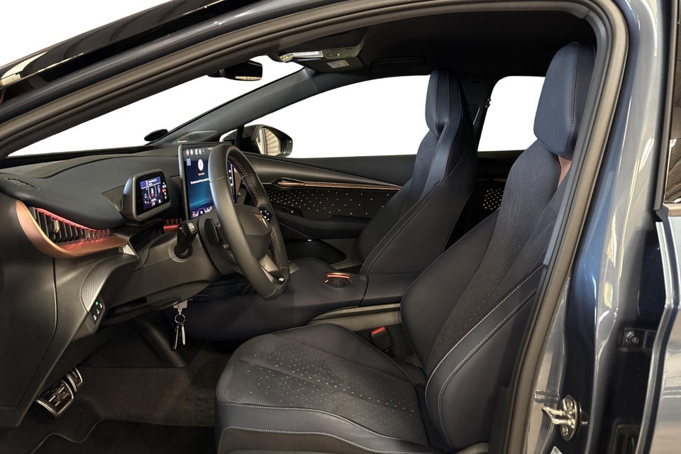 Cupra Tavascan 77 Immersive 5d