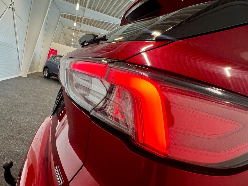 Ford Kuga 2,5 PHEV ST-Line X CVT 5d