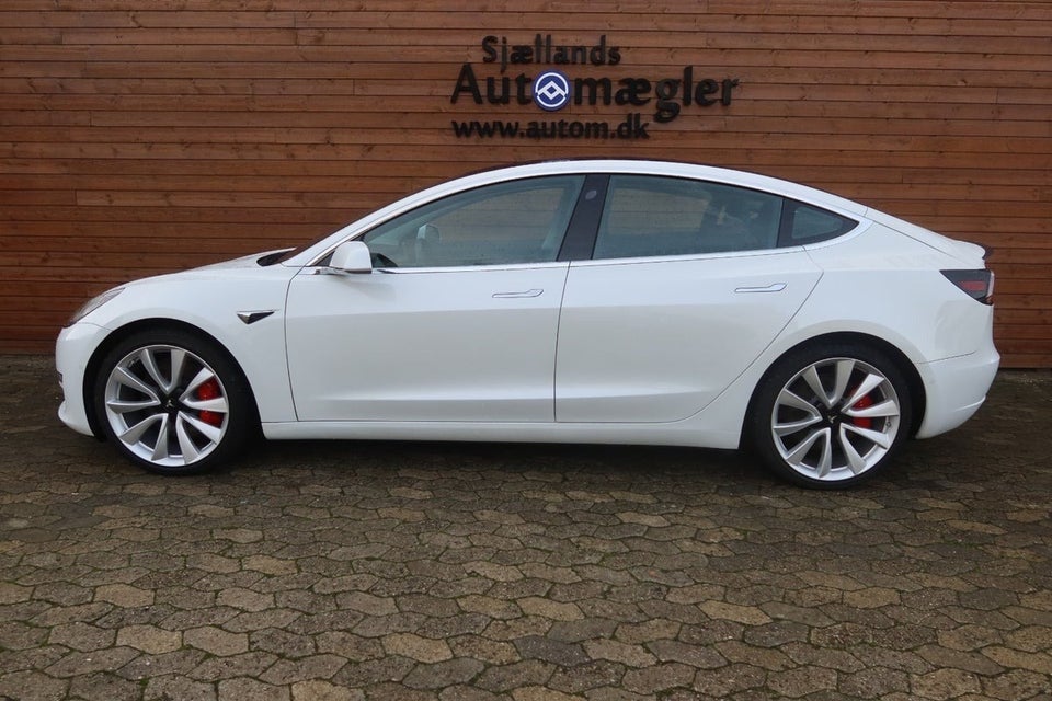 Tesla Model 3 Performance AWD 4d