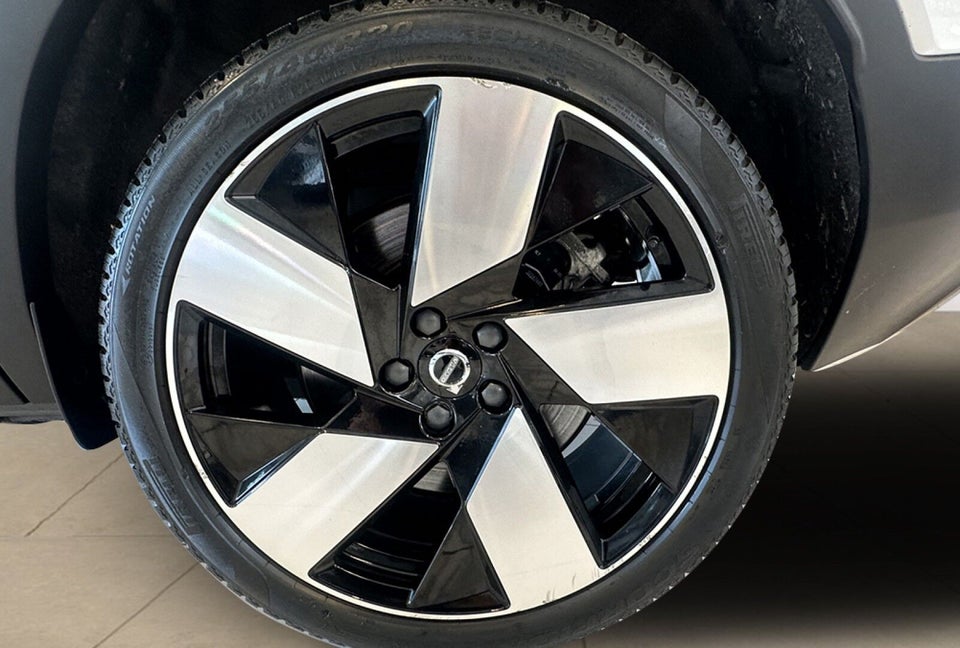 Volvo XC40 P6 ReCharge Plus 5d