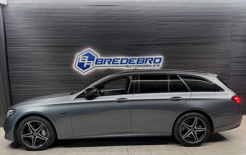 Mercedes E300 de 2,0 AMG Line Night Edition stc. aut. 5d