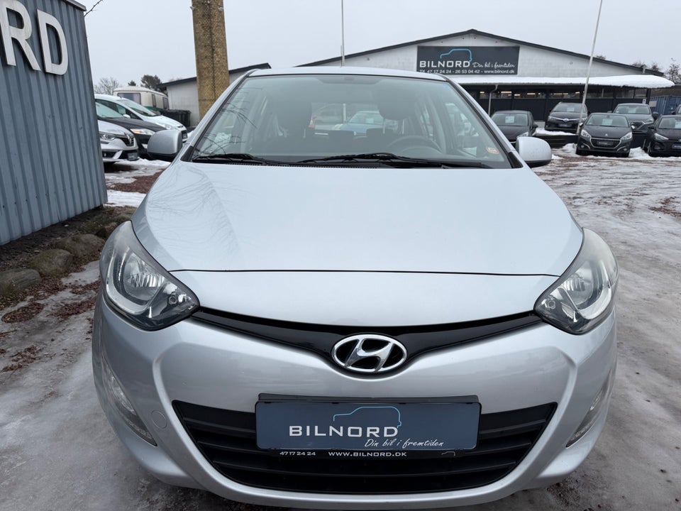 Hyundai i20 1,25 Classic XTR 5d