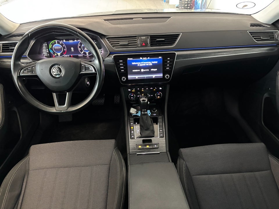 Skoda Superb 1,4 TSi iV Combi DSG 5d
