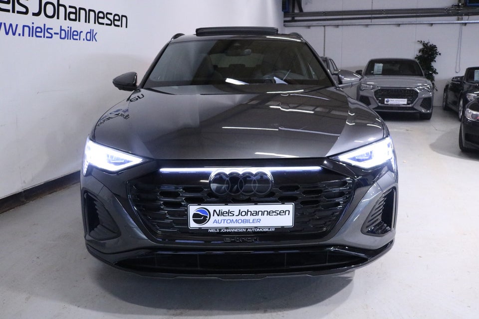 Audi Q8 e-tron 55 S-line Sportback quattro 5d