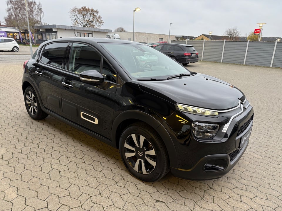 Citroën C3 1,2 PureTech 83 Attraction Van 5d