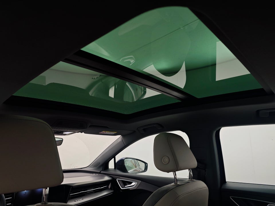 Audi Q4 e-tron 45 quattro 5d