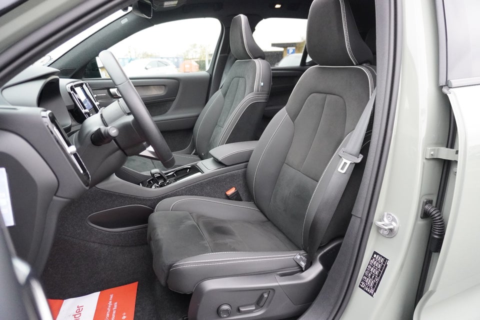 Volvo EX40 Extended Range Ultra 5d