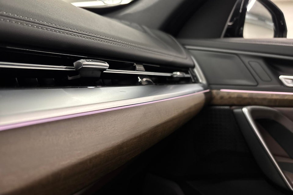 BMW iX1 eDrive20 M-Sport 5d