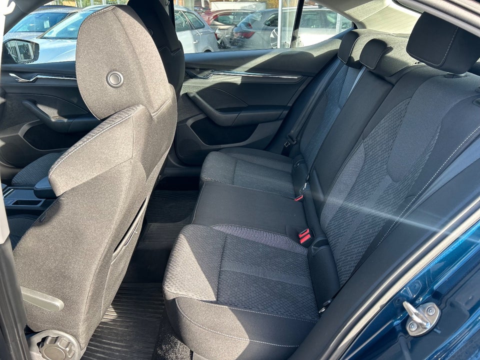 Skoda Octavia 1,4 TSi iV Plus DSG 5d