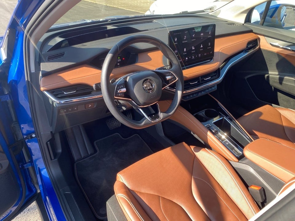 Skoda Enyaq 80x iV ecoSuite 5d