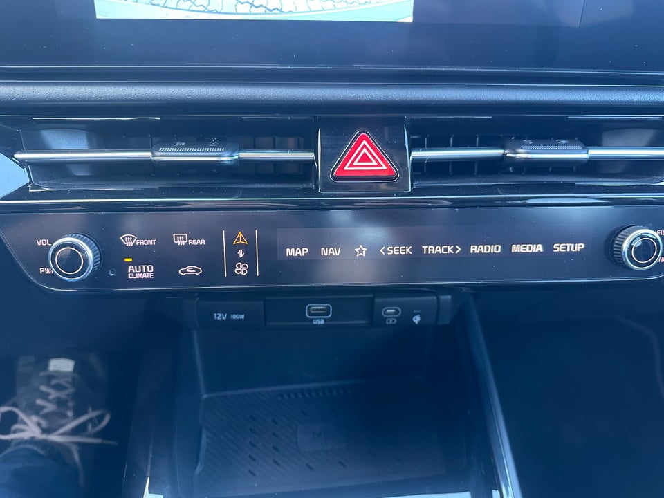 Kia Niro 64 EV Inspire 5d